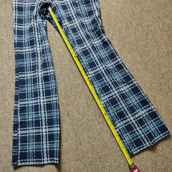 VINTAGE PLAID PANTS Men 31x32 Blue Polyester Flare Leg Slacks Retro Disco Style - Picture 7 of 8